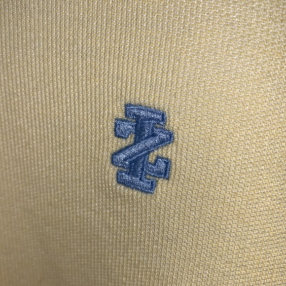 IZOD Mens Polo shirt like new size XL, yellow in colour. EUC - Picture 7 of 12